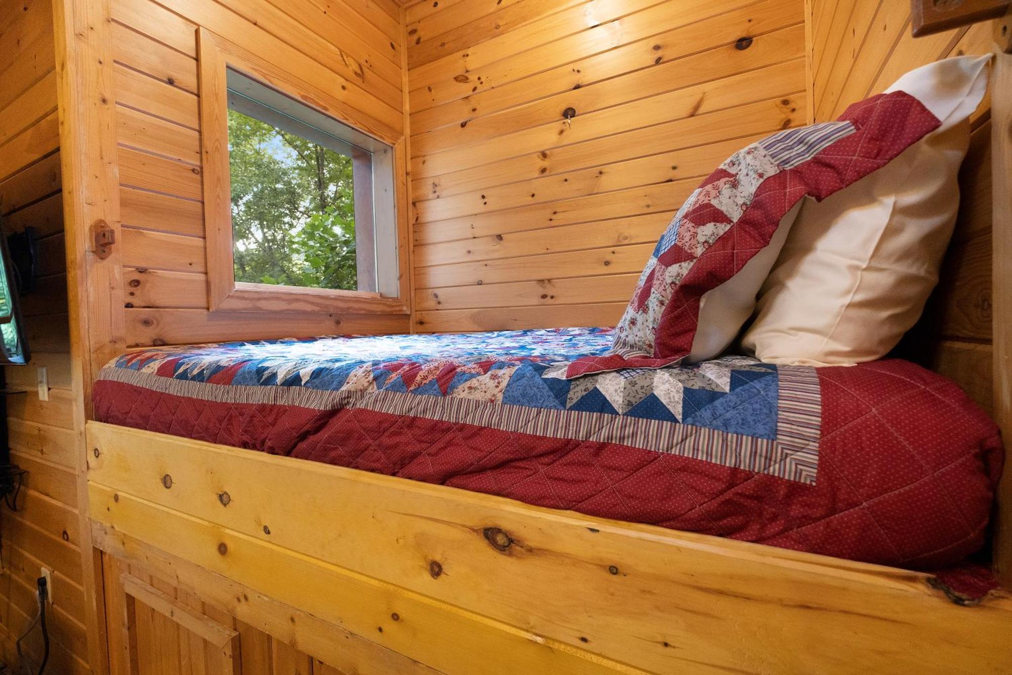 Private Smoky Mountain Luxury Log Home With 2 Fireplaces, Hot Tub & Community Pool Sevierville Exterior foto