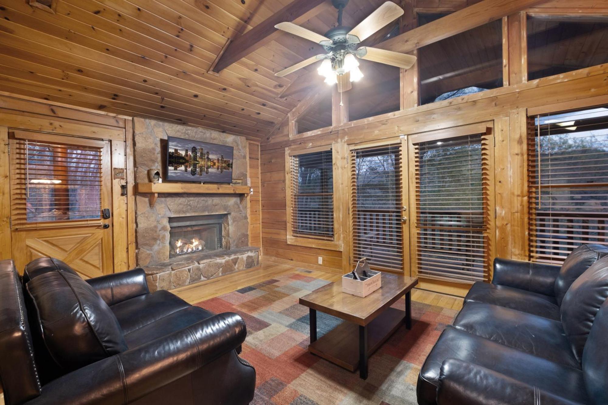 Private Smoky Mountain Luxury Log Home With 2 Fireplaces, Hot Tub & Community Pool Sevierville Exterior foto